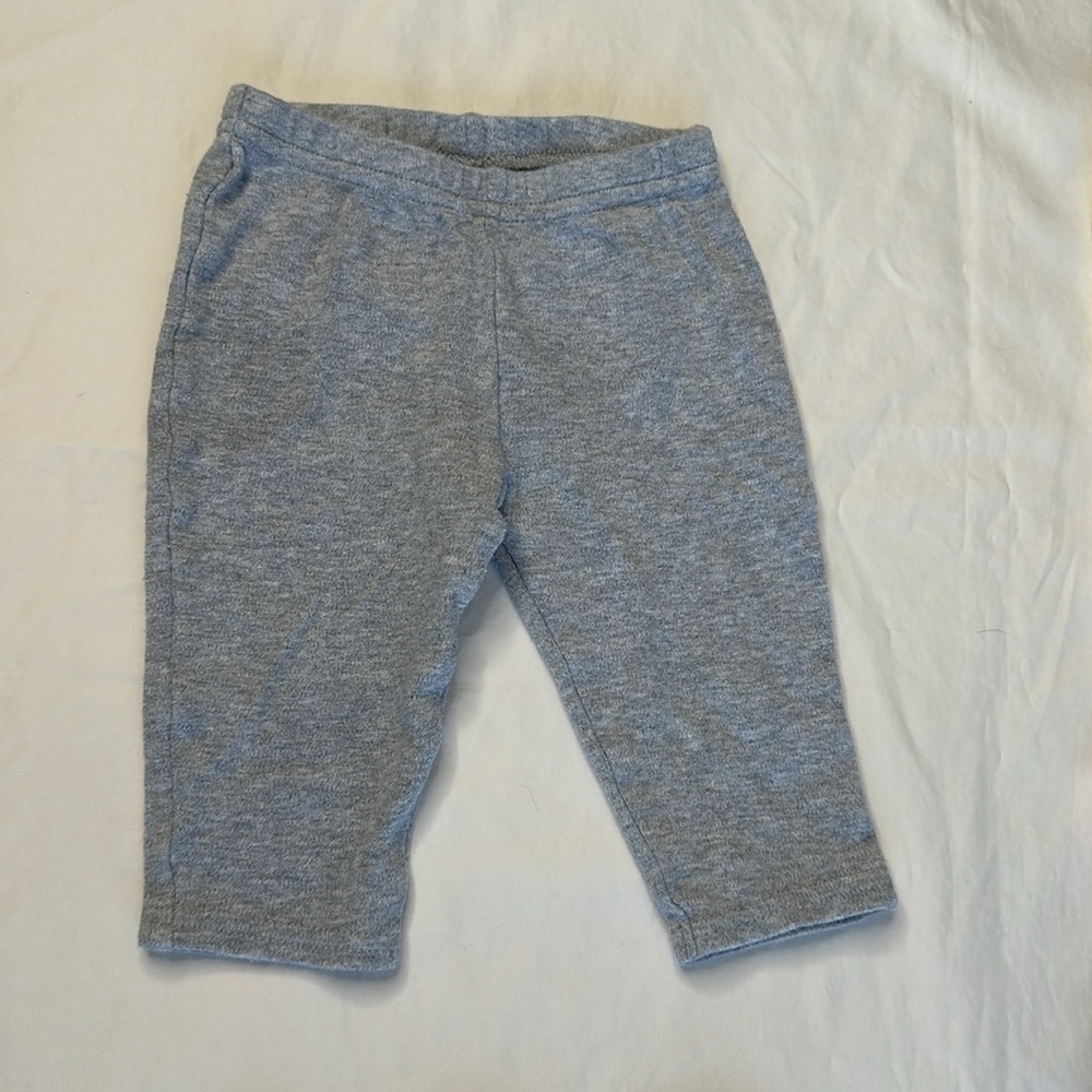 Bundle of size 6 months baby girl pants. Assorted brands, all in GREAT CONDITION - Picture 2 of 12